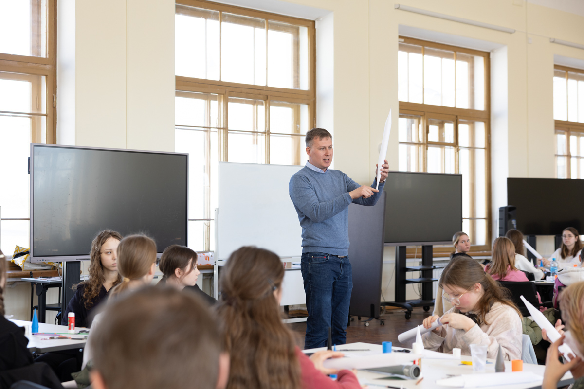 Мастер-класс ко Дню космонавтики 