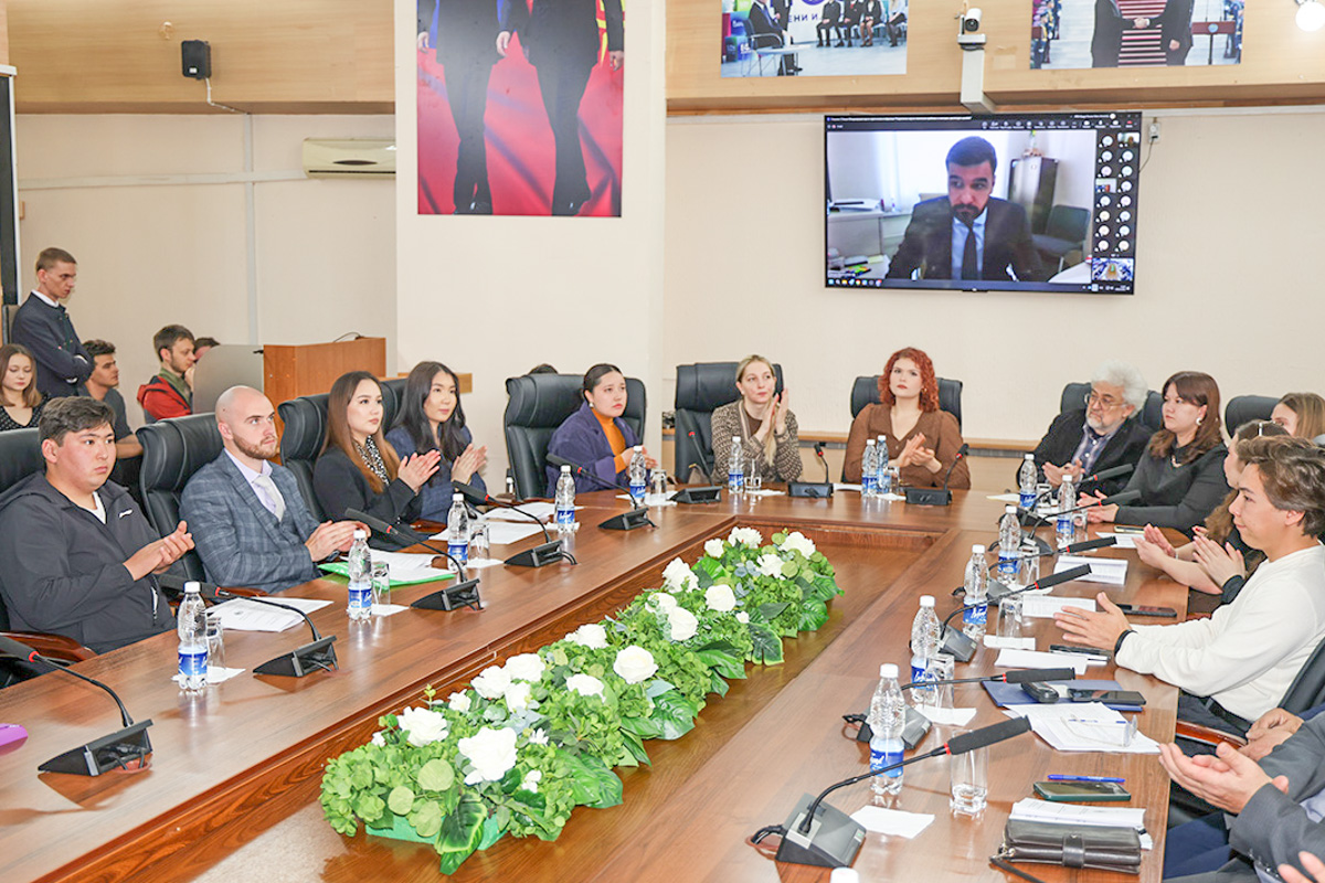 От имени Политеха выступил проректор по научной работе СПбПУ Юрий Фомин 