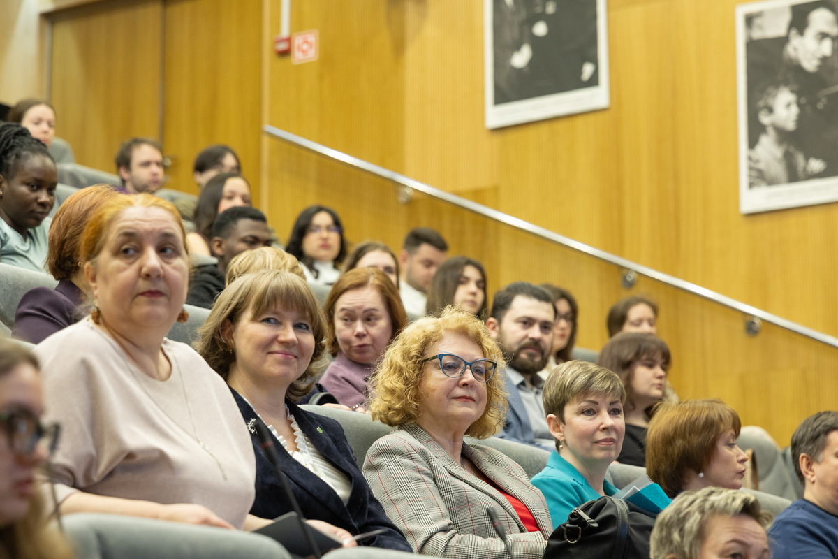 В этом году впервые был реализован формат круглого стола «Биотехнологии и функциональные ингредиенты: тренды, технологии и продукты нового поколения» 