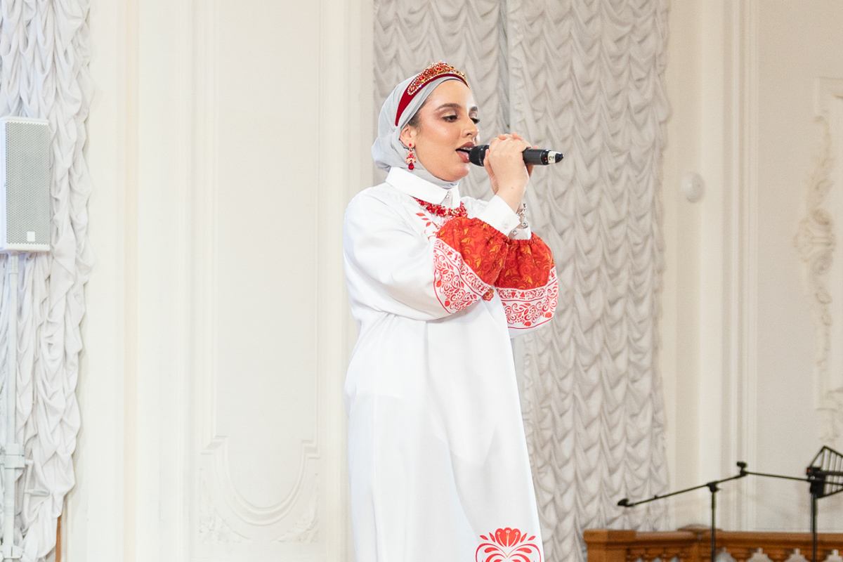 Иностранные студенты исполняли русские песни 