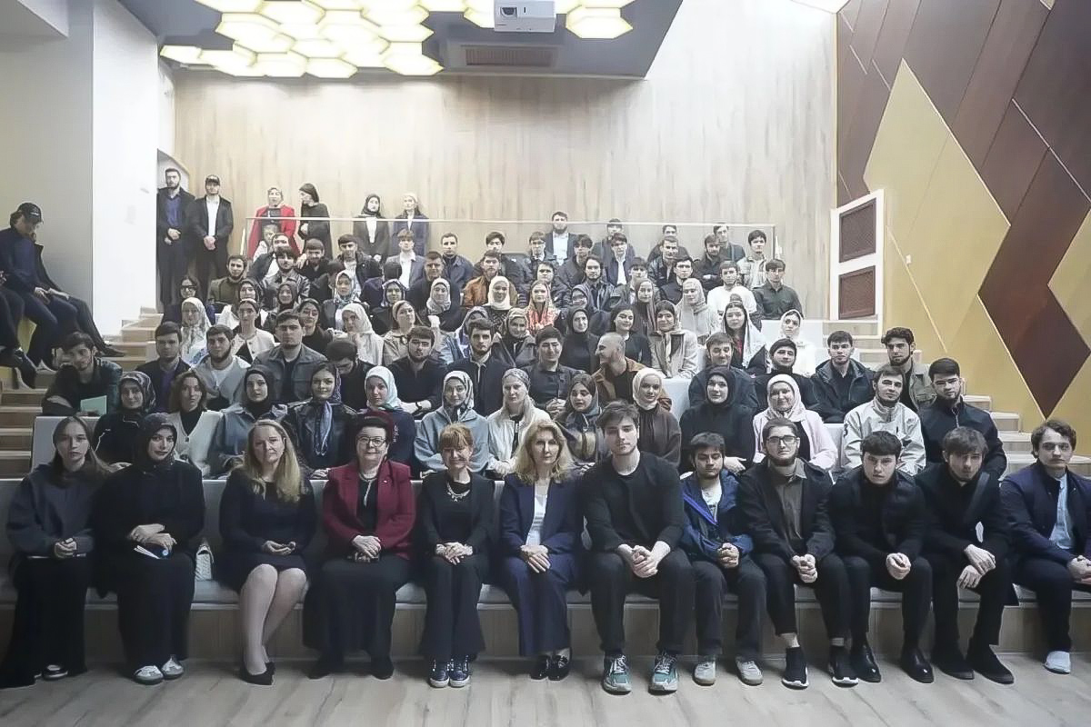 Преподаватели ИПМЭиТ на встрече со студентами ГГНТУ 
