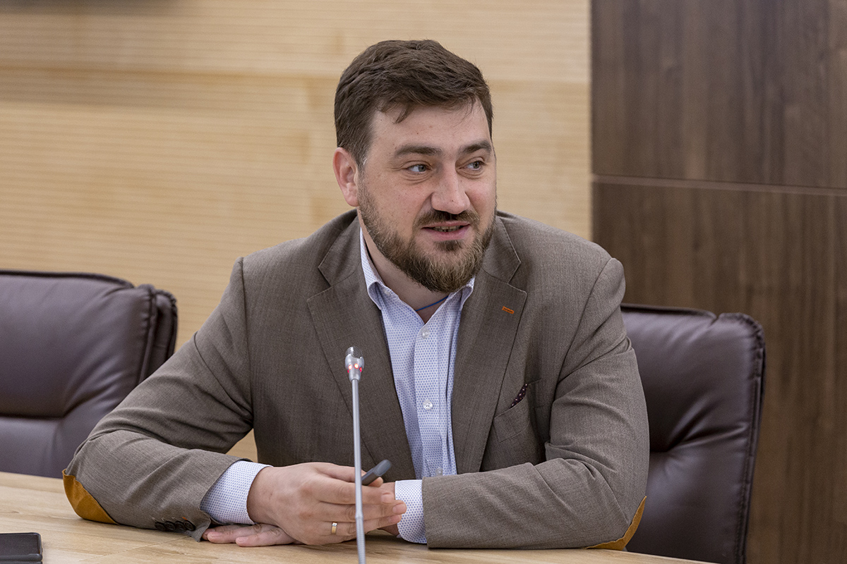 Олег Рождественский презентовал коллегам компетенции университета 