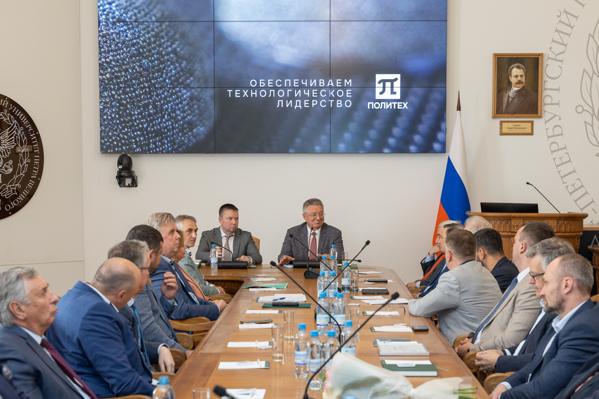 Учёный совет провёл заседание в обновлённом составе