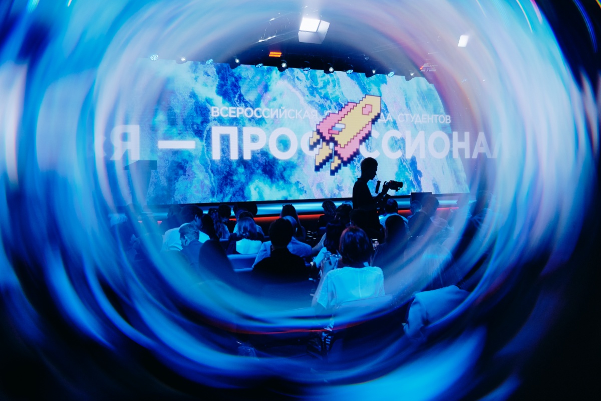 В Москве наградили золотых медалистов олимпиады «Я – профессионал» 
