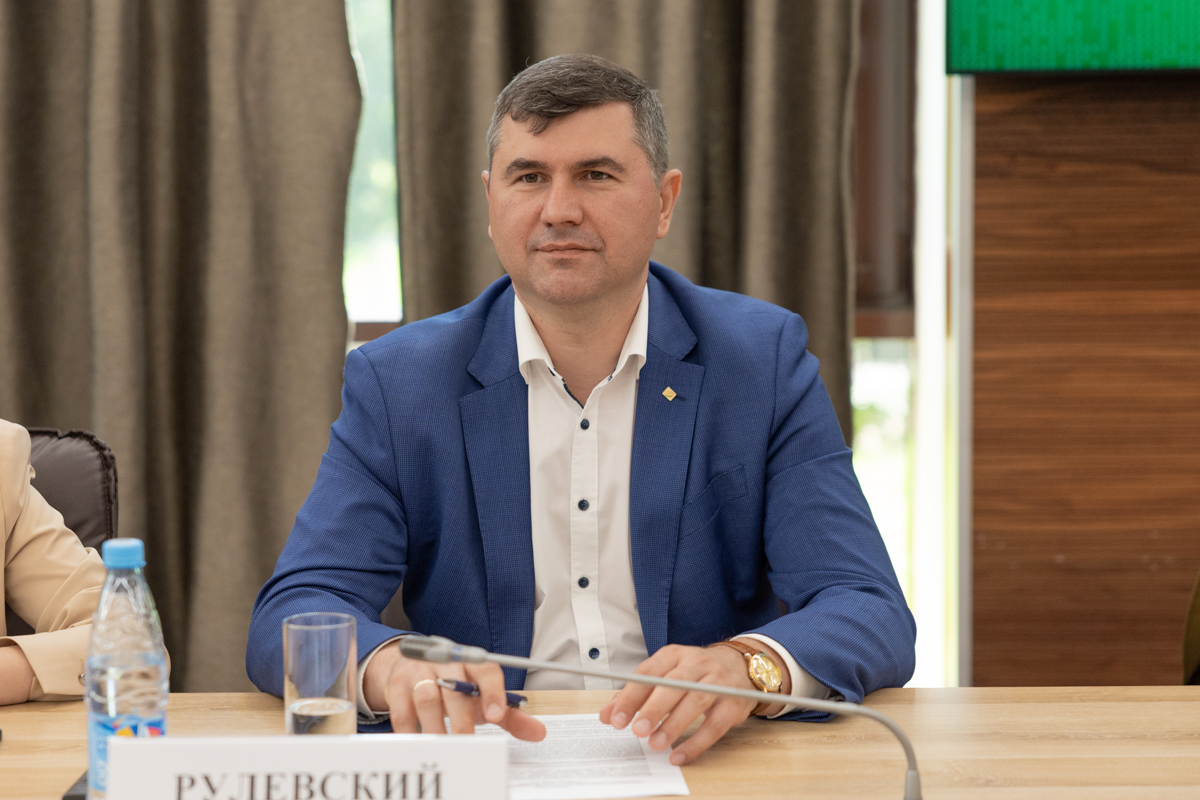Ректор ТУСУРа Виктор Рулевский 