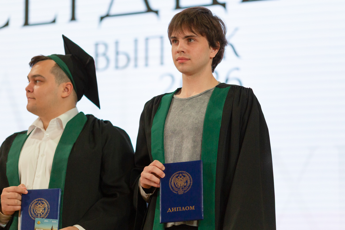 Александр Высоцкий 