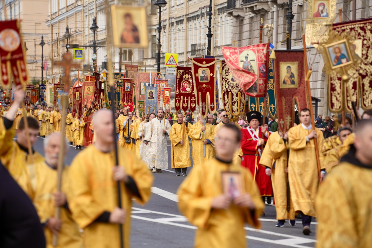 12 сентября в Санкт-Петербурге прошли торжества, посвящённые Дню перенесения мощей святого благоверного князя Александра Невского, небесного покровителя Северной столицы 