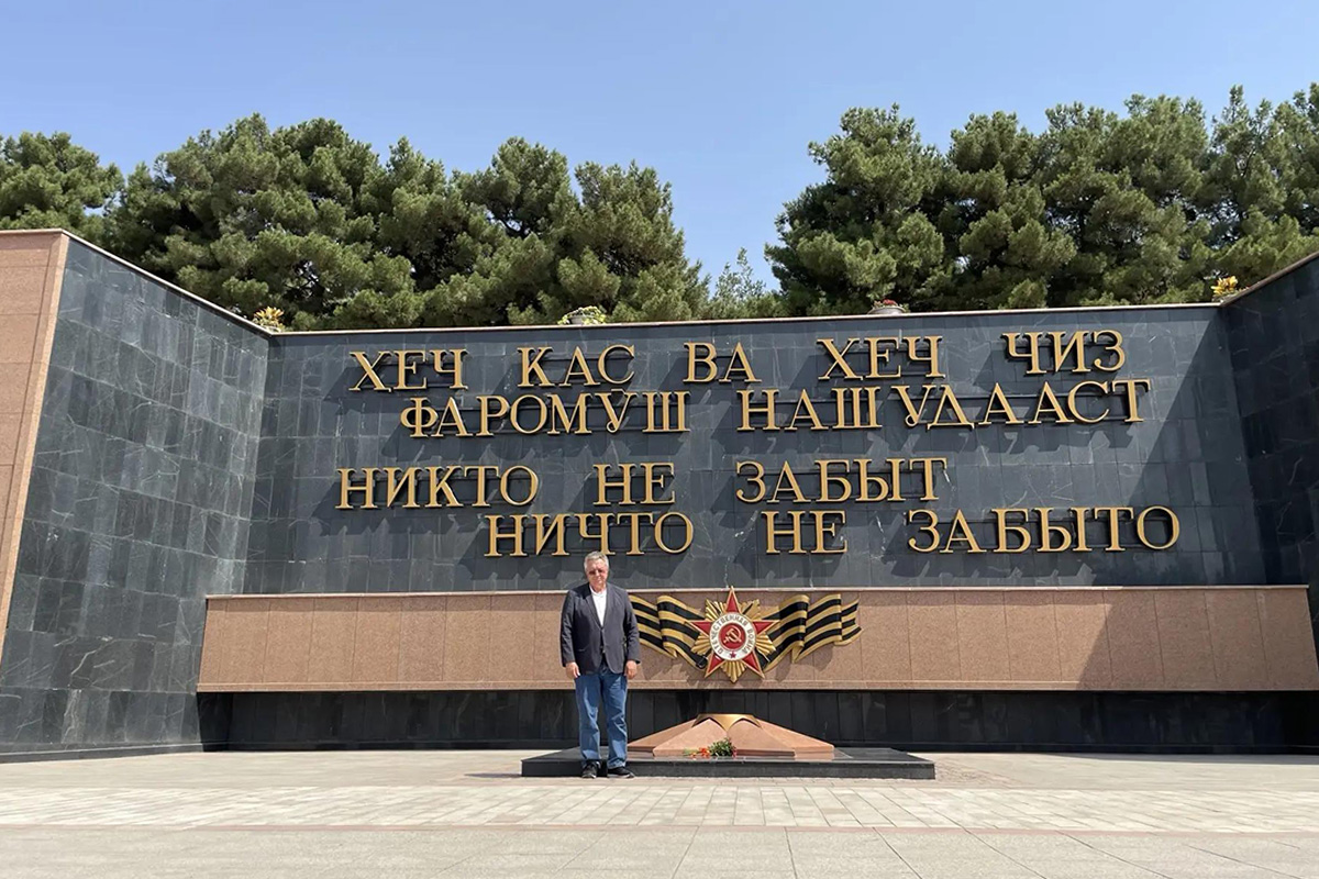 В Душанбе Андрей Рудской отдал дань глубокого уважения истории нашего общего прошлого 