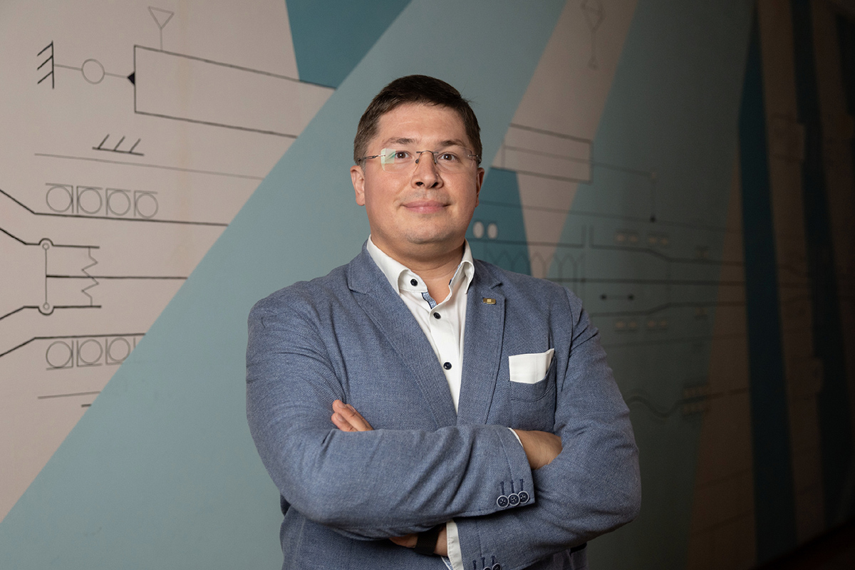 Руководитель проекта Олег Шмаков 