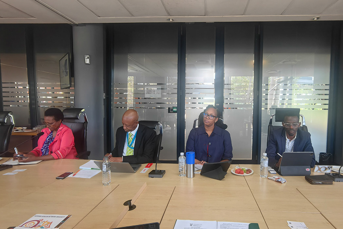 ЮАР выразила интерес к партнерству в реализации своей Президентской программы аспирантуры 