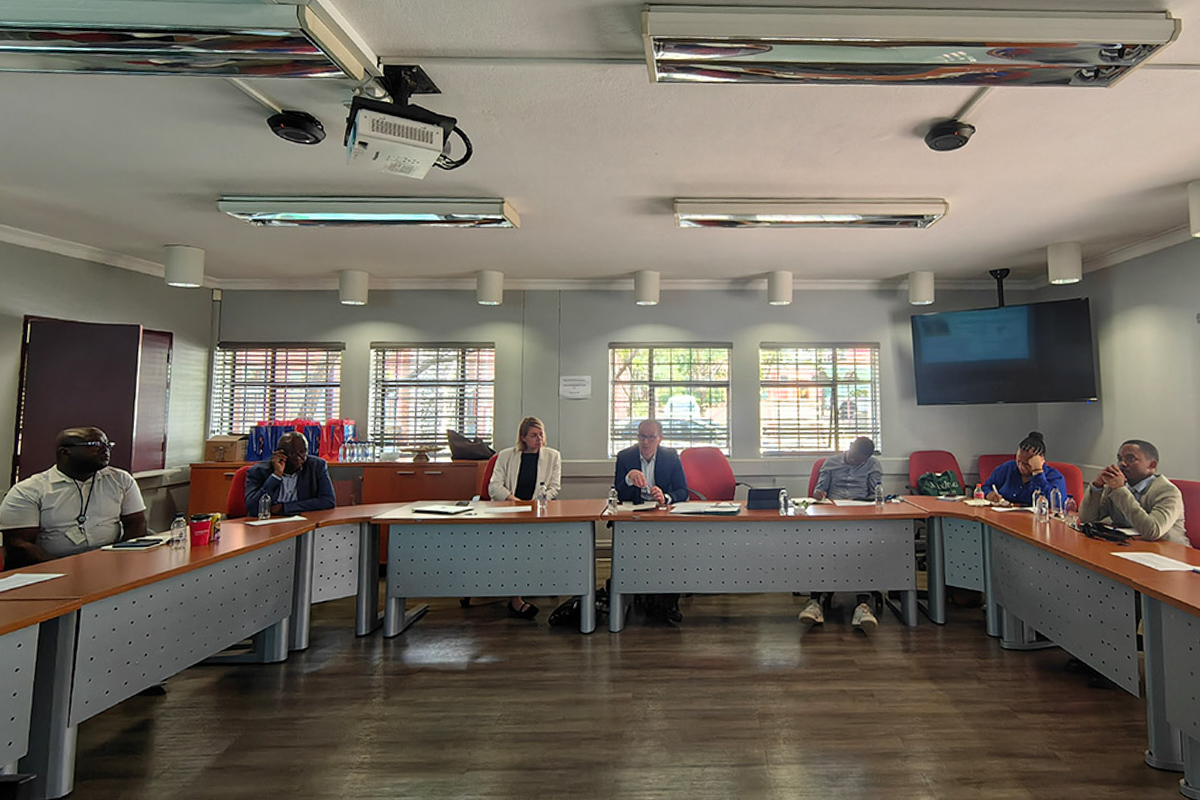 Делегация СПбПУ посетила Исследовательский центр робототехники и будущих производств 