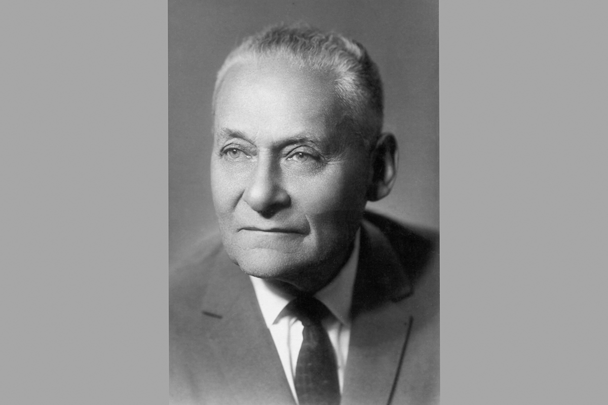 Лев Лойцянский 