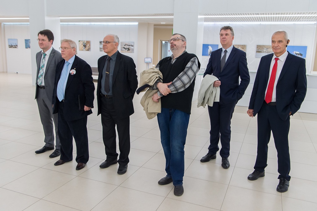 Открытие выставки посетило руководство СПбПУ Открытие выставки посетило руководство СПбПУ