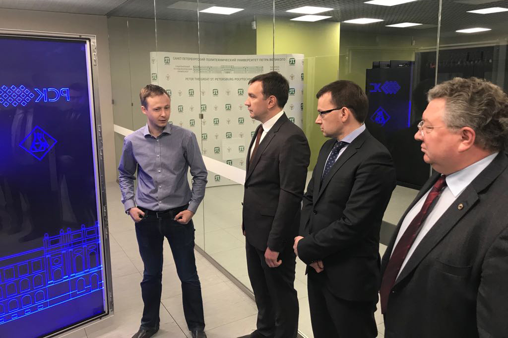 С возможностями СКЦ познакомили представителей Комитета по энергетике и инженерному обеспечению С возможностями СКЦ познакомили представителей Комитета по энергетике и инженерному обеспечению