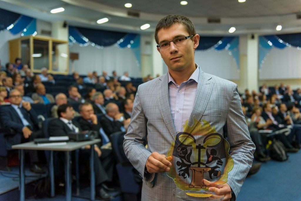 Максим Огнев Максим Огнев