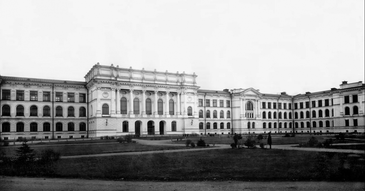 Музей Политеха предоставил для видеолекции уникальные исторические фотографии Политехнического института 
