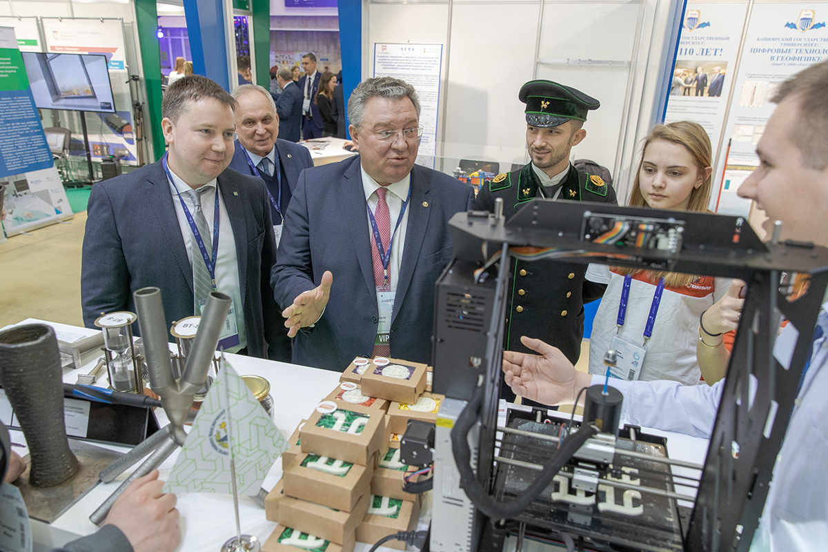 Ректор СПбПУ Андрей РУДСКОЙ на выставке ВУЗПРОМЭКСПО 