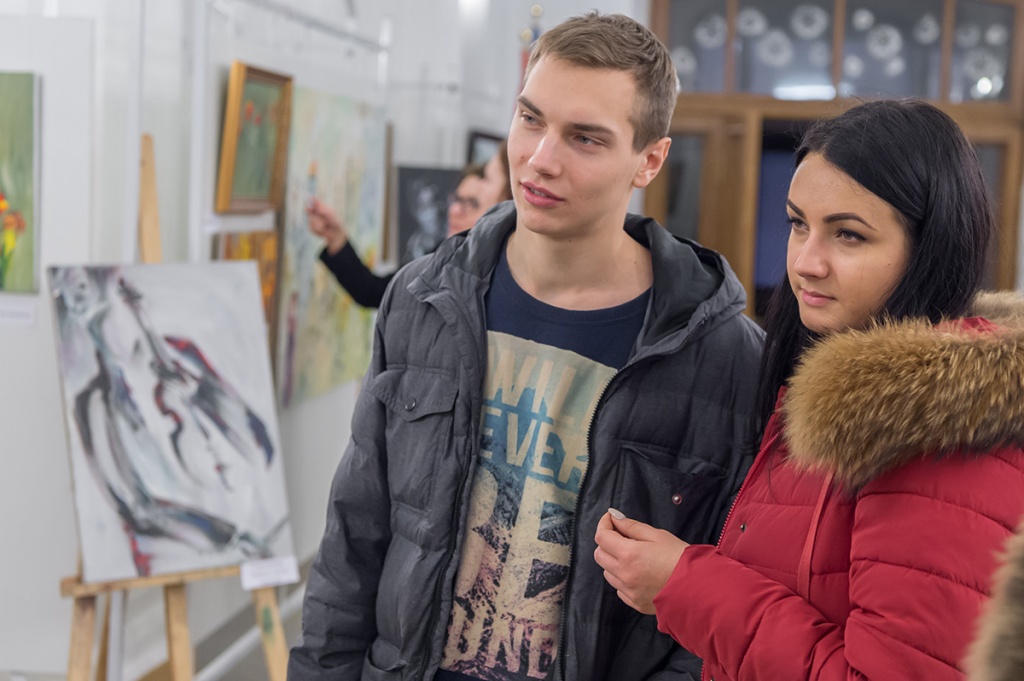 В Экспоцентре СПбПУ прошла выставка картин художника А. А. Дудорова В Экспоцентре СПбПУ прошла выставка картин художника А. А. Дудорова