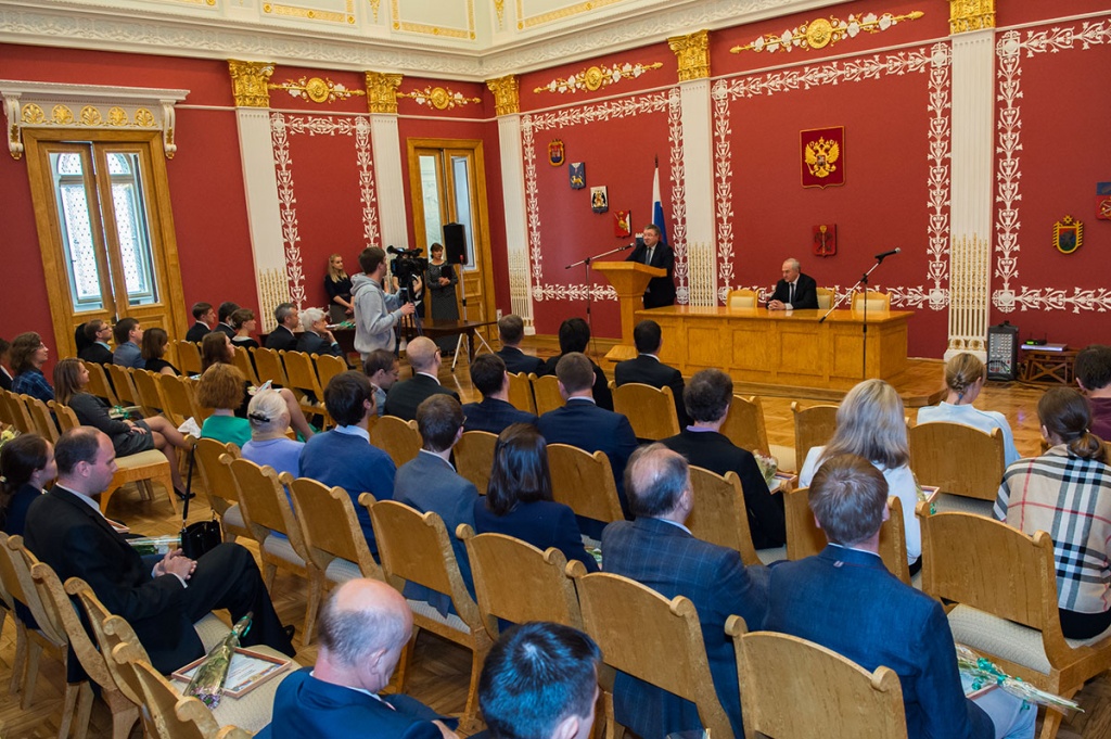 Торжественная церемония по присуждению грантов Президента РФ для государственной поддержки молодых российских ученых