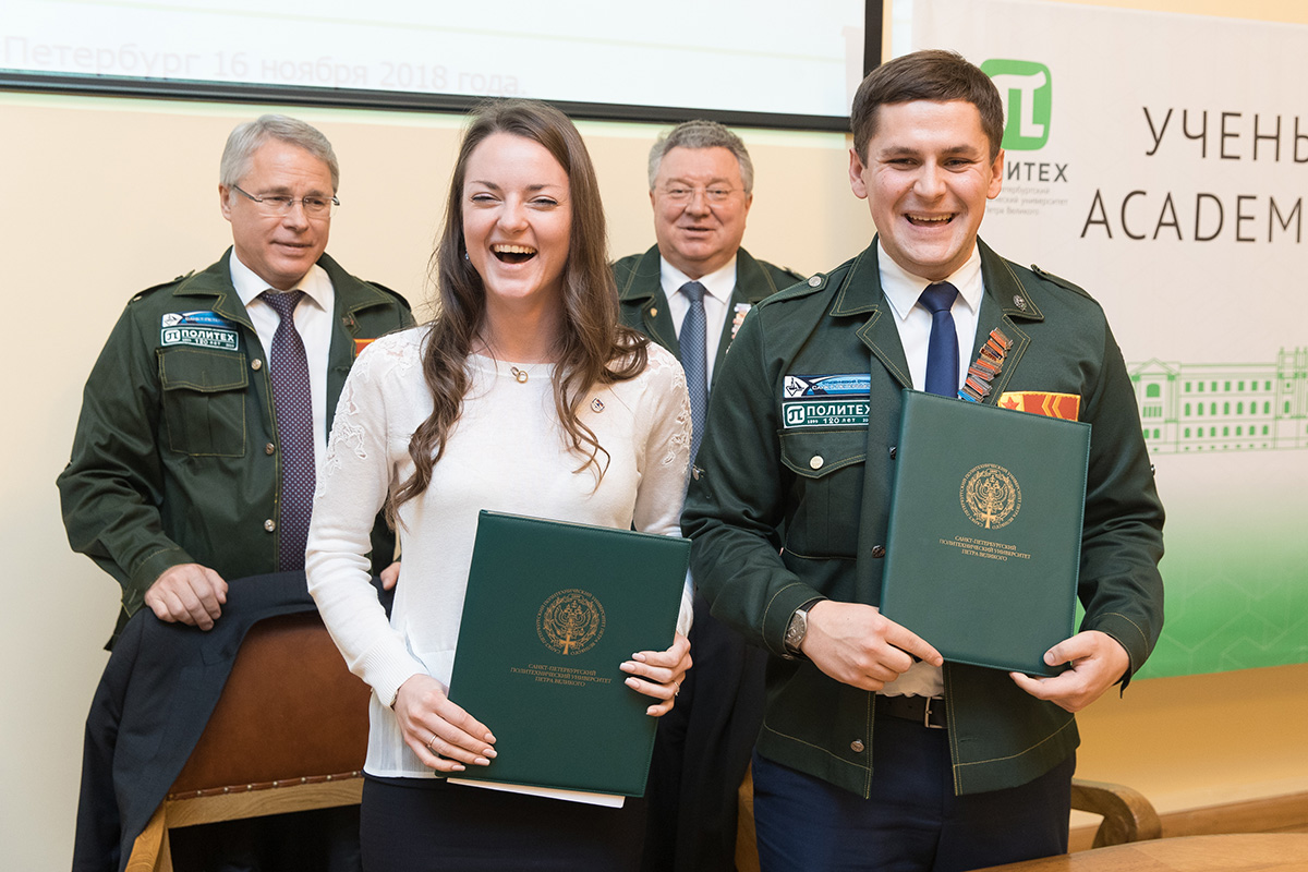 Михаил ОЖЕГОВ и Марина ДОБРИНЕЦ подписали соглашение о дружбе, сотрудничестве и партнерстве в области развития движения студенческих отрядов