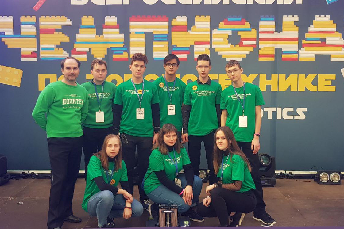 Команда КТМ победила в национальном чемпионате FIRST Russian Robotics Championship в номинации За самый продуманных подход 