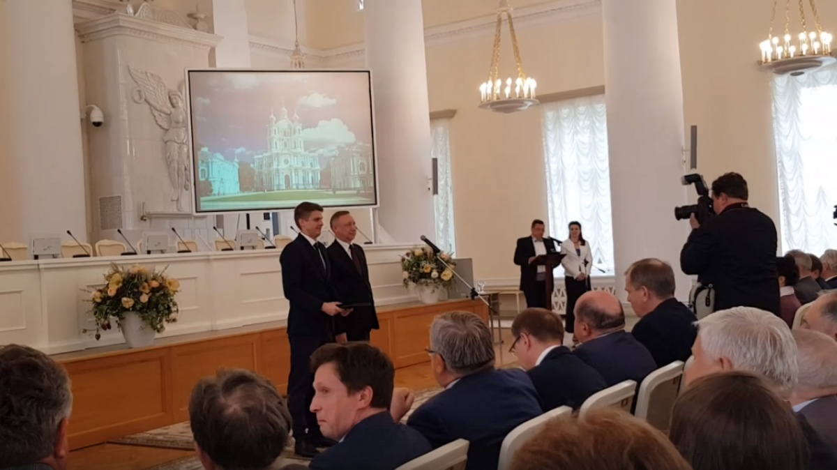 М.Б. КОЛОТКОВ получил премию Правительства за научные достижения в сфере изучения проблем терроризма в России М.Б. КОЛОТКОВ получил премию Правительства за научные достижения в сфере изучения проблем терроризма в России