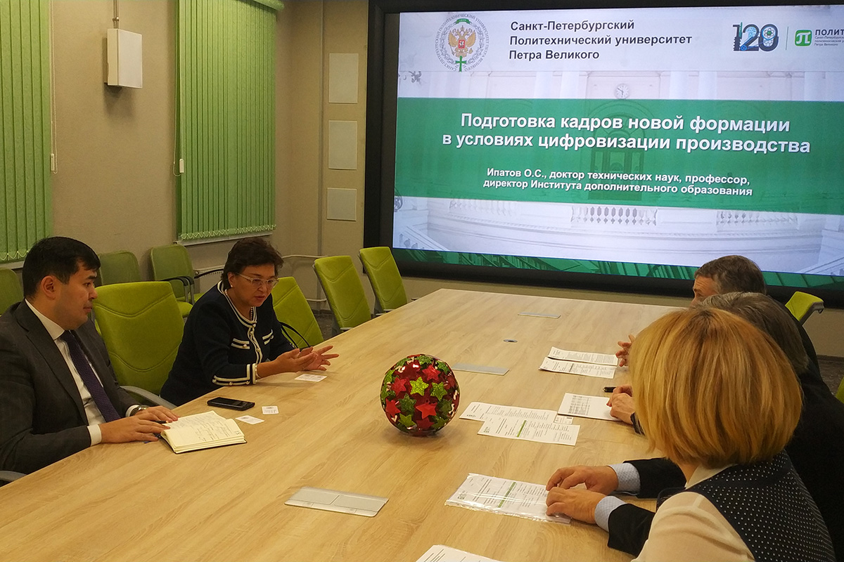 Рабочая встреча с проректором по научной работе Виталием СЕРГЕЕВЫМ Рабочая встреча с проректором по научной работе Виталием СЕРГЕЕВЫМ