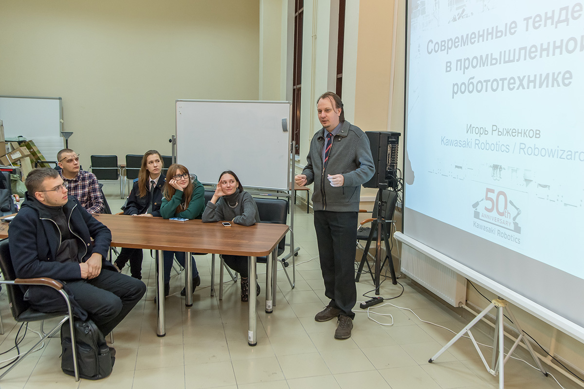 По мнению И. РЫЖЕНКОВА, процесс роботизации производств в России пробуксовывает из-за страха роботизации По мнению И. РЫЖЕНКОВА, процесс роботизации производств в России пробуксовывает из-за страха роботизации