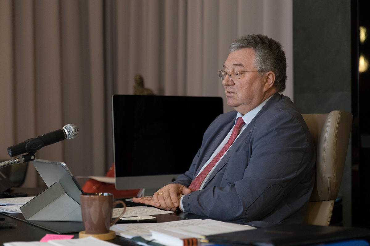 Ректор СПбПУ Андрей РУДСКОЙ представил доклад об опыте перехода на онлайн-обучение Политеха Ректор СПбПУ Андрей РУДСКОЙ представил доклад об опыте перехода на онлайн-обучение Политеха