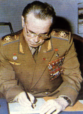 Кутахов Павел Степанович Главный маршал авиации,с 1932 по 1935г. - рабфаковец института