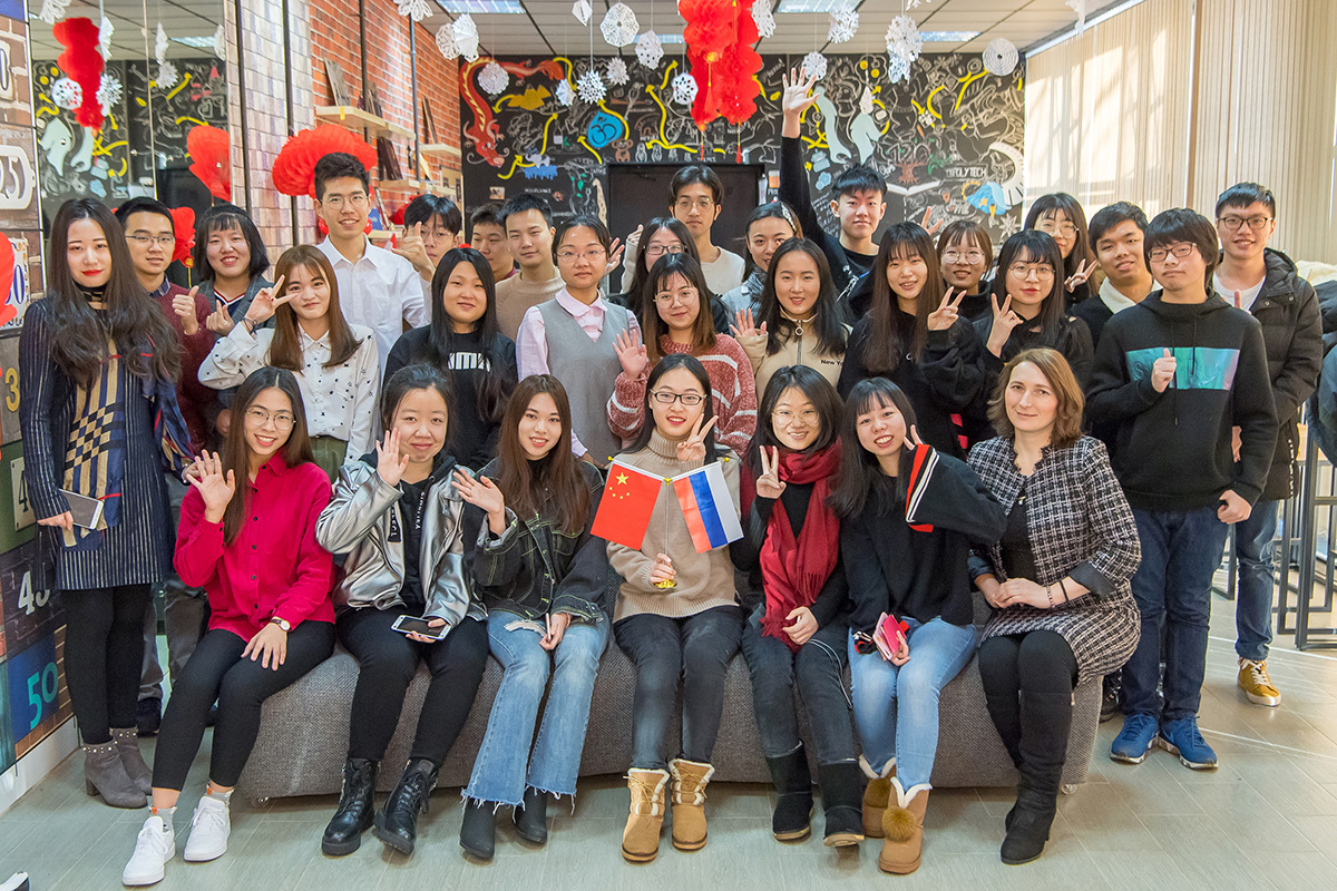 Студенты СПбПУ из Китая рассказали, как они празднуют Китайский новый год 