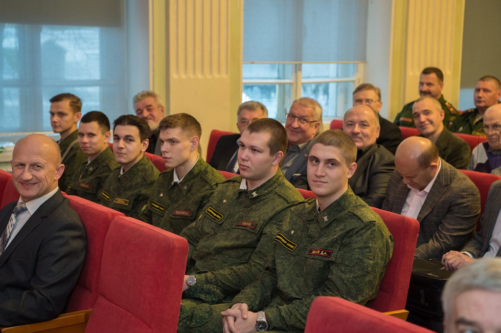 В СПбПУ прошла конференция, посвященная 90-летию со дня начала военного обучения в университете