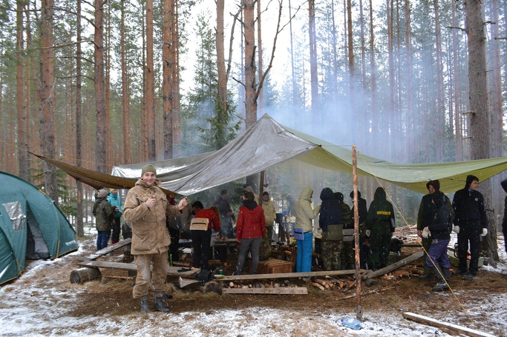 После митинга и траурно-торжественных мероприятий состоялись военно-исторический фестиваль и реконструкция