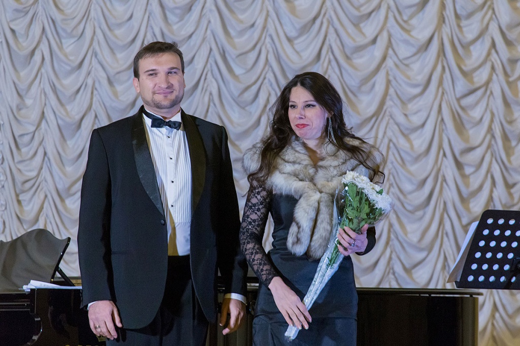 В дуэте со звездным гостем пела лауреат международных конкурсов Александра Попандопуло