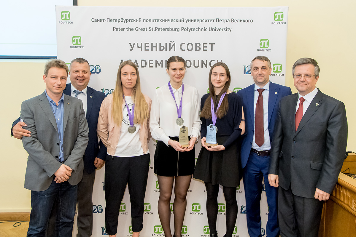Женскую сборную СПбПУ по баскетболу наградили за 2 место в Чемпионате России Суперлиги Женскую сборную СПбПУ по баскетболу наградили за 2 место в Чемпионате России Суперлиги