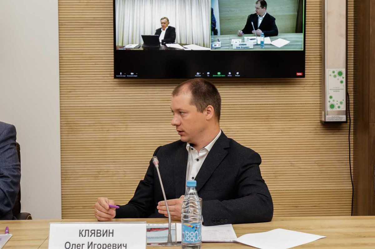 Заместитель руководителя Центра НТИ СПбПУ «Новые производственные технологии», главный конструктор ИЦ «Центр компьютерного инжиниринга» CompMechLab® СПбПУ Олег Клявин Заместитель руководителя Центра НТИ СПбПУ «Новые производственные технологии», главный конструктор ИЦ «Центр компьютерного инжиниринга» CompMechLab® СПбПУ Олег Клявин