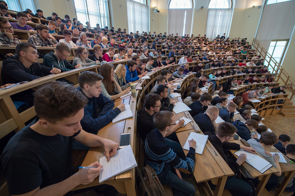 Снова первокурсники: итоги приема в магистратуру СПбПУ 
