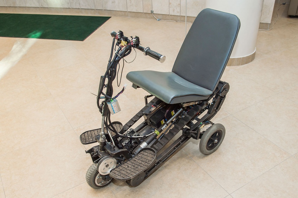 Транспортное средство для людей с ограниченными возможностями Вектор-3