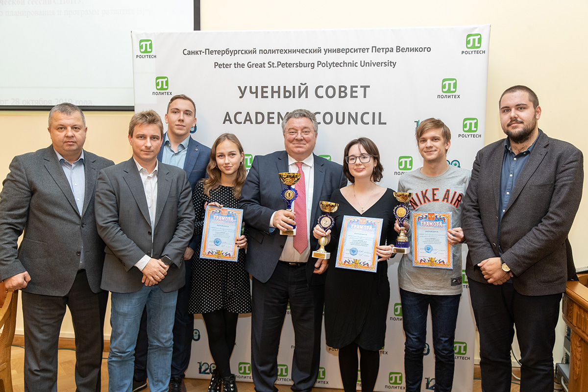 Состоялось награждение спортсменов Политеха на Ученом совете 