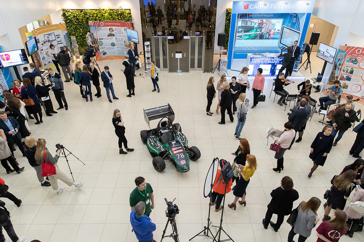 На площадке СПбПУ идет форум СМИ Северо-Запада 