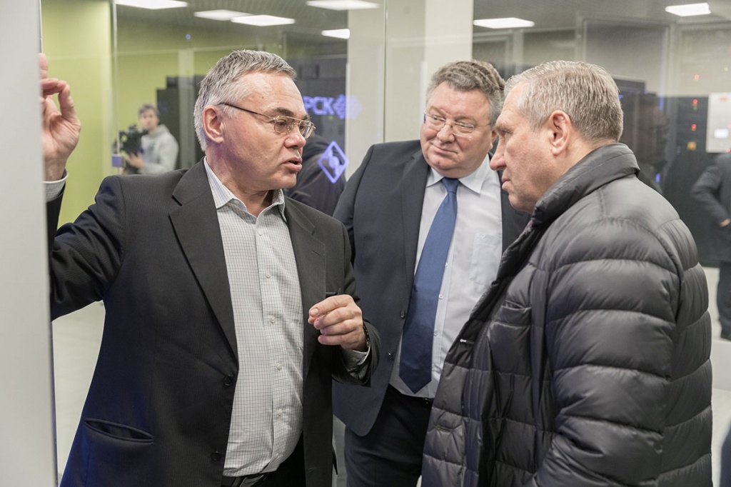 Директор ИКНТ СПбПУ В.С. Заборовский рассказал о прикладных задачах, которые решает Суперкомпьютерный центр Директор ИКНТ СПбПУ В.С. Заборовский рассказал о прикладных задачах, которые решает Суперкомпьютерный центр