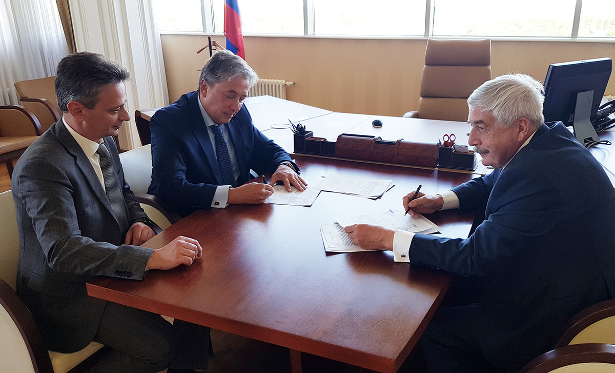 Борис Дайтер и Владимир Глухов подписали соглашение о сотрудничестве 