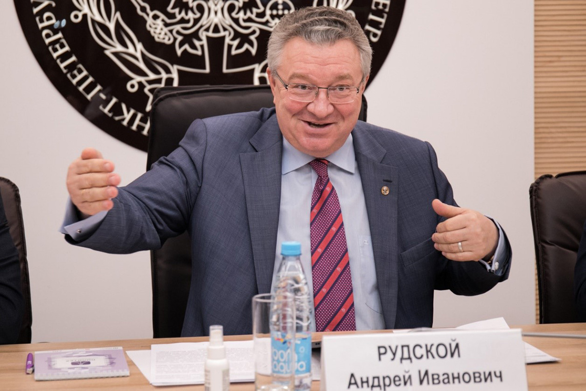 В заключение выступления Андрей РУДСКОЙ подчеркнул, что результаты конференции лягут в основу дорожной карты сотрудничества ТК «ТВЭЛ» и СПбПУ 