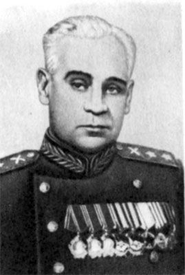 Благонравов А.А. Генерал-лейтенант,студент кораблестр. факультета (1912-16г.г.), доцент (1930-32гг)