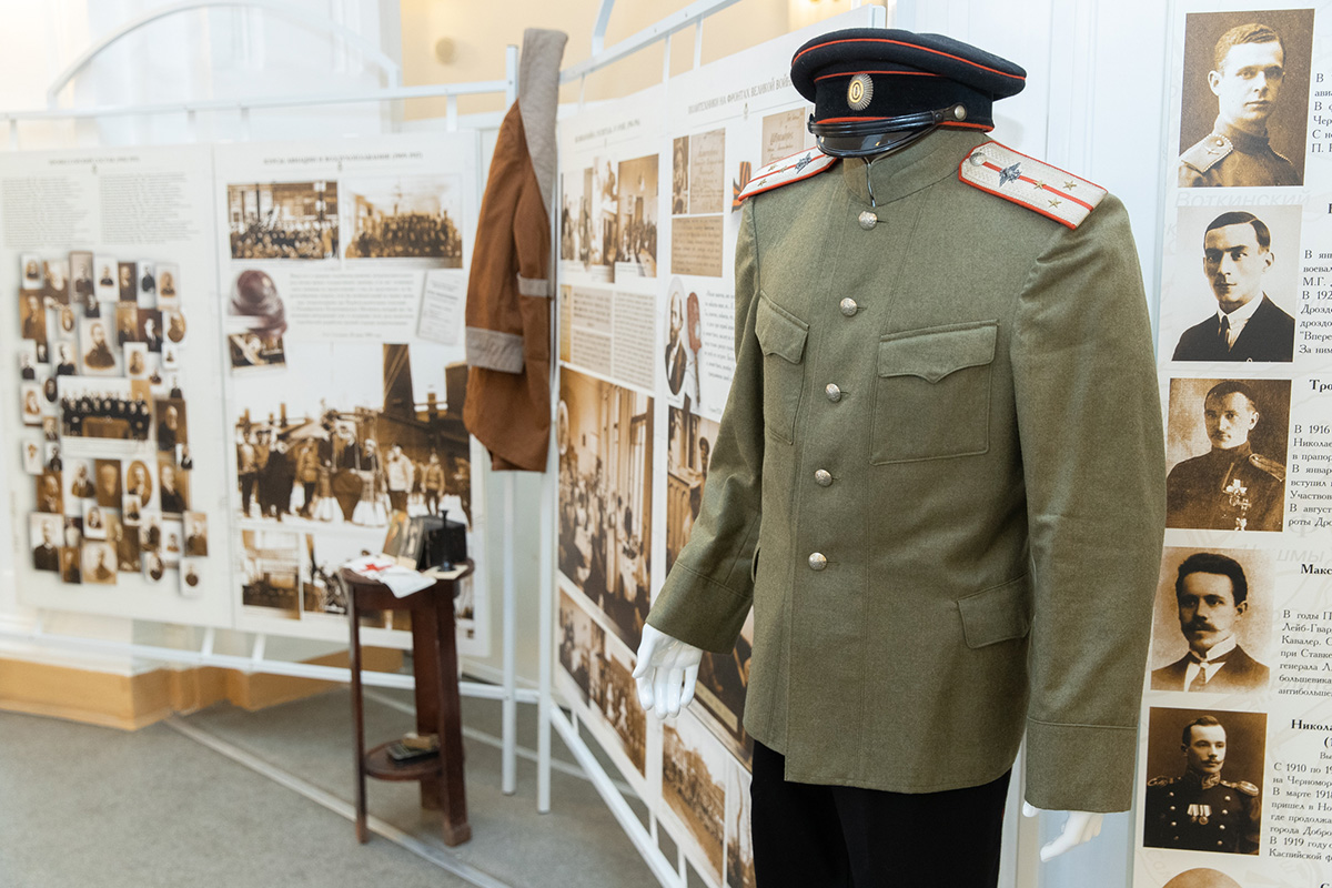 Выставка 120 лет кузнице инженерных кадров России открылась в выставочном зале СПбПУ