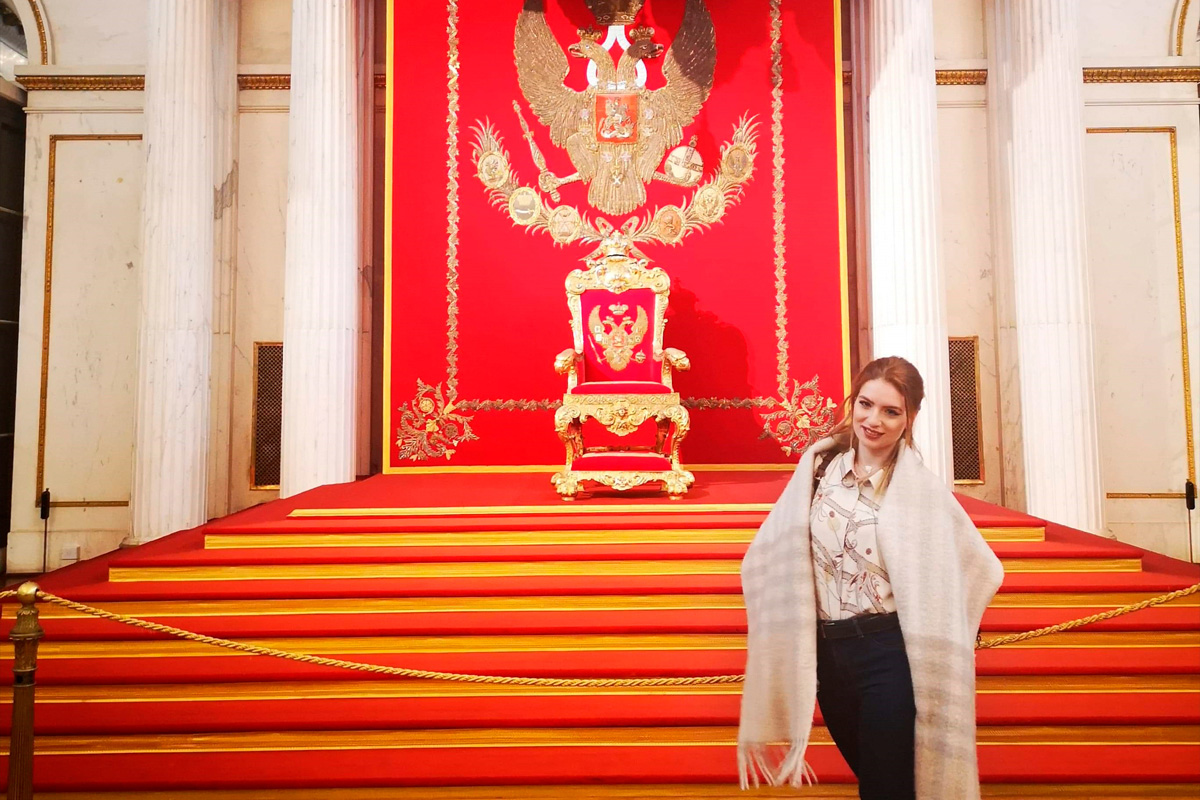 Студентка из Италии Йоланда КУКУЦЦА побывала в музеях и соборах Петербурга во время учебы в России 