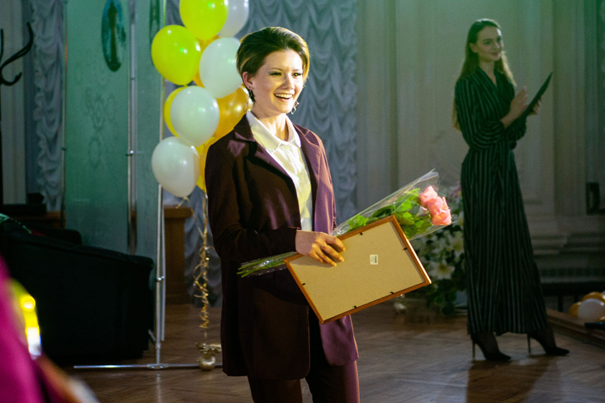 Победителем тринадцатого сезона стала самая юная участница – Адриана Шинкарова 