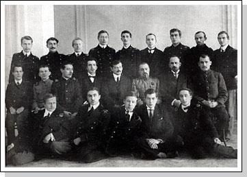 Первый выпуск политехников -радиотелеграфистов. 1915
