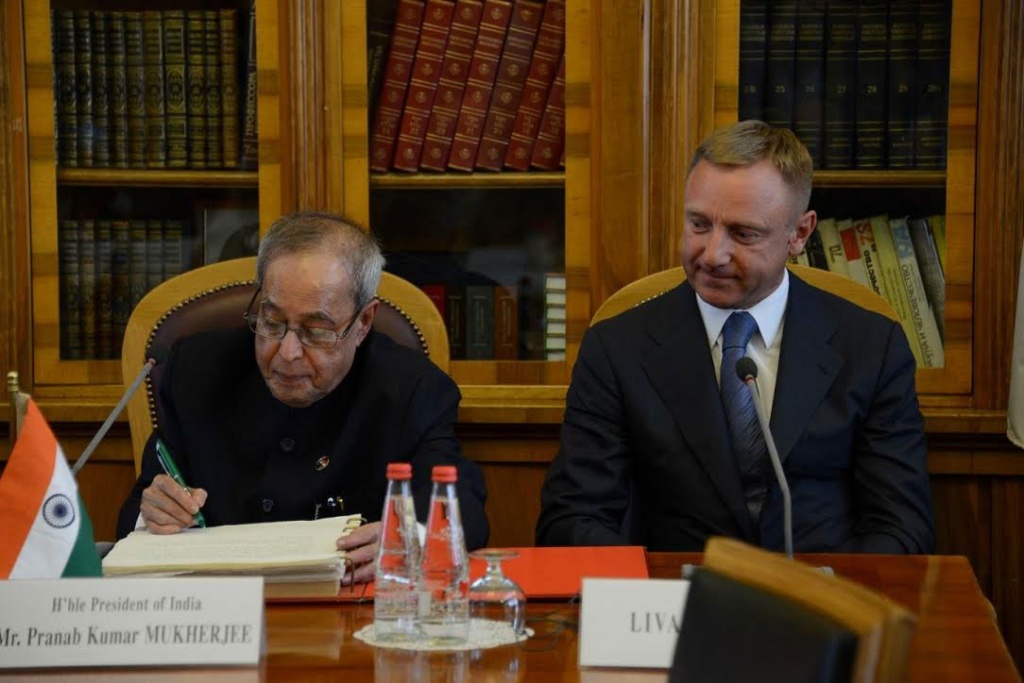 Д.В Ливанов и президент Индии П. Мукерджи на круглом столе ректоров ведущих университетов России и Индии