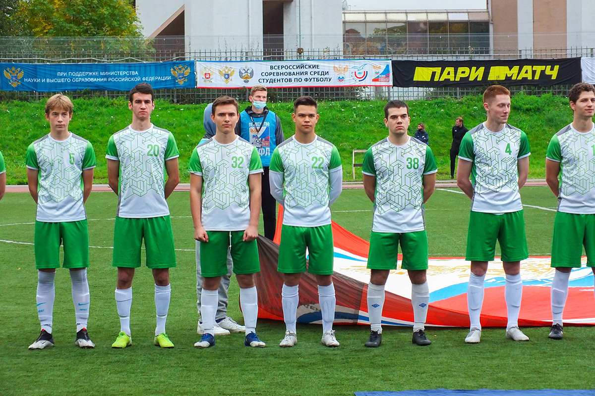 По итогу полуфинала экспериментальный и молодой состав сборной СПбПУ по футболу занял 3-е место 
